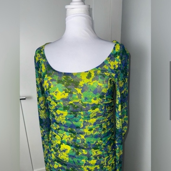 Ganni Ruched Printed Long Sleeve Stretch-Mesh Midi Dress - Picture 6 of 12